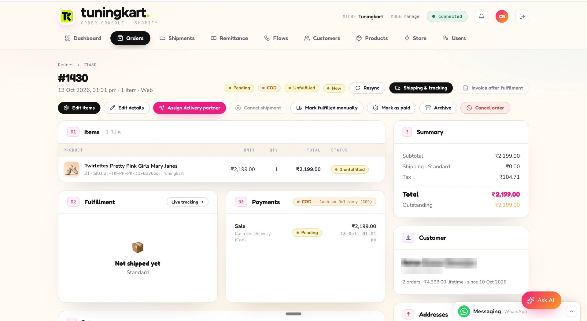 Order detail page with items, fulfillment, payments and customer